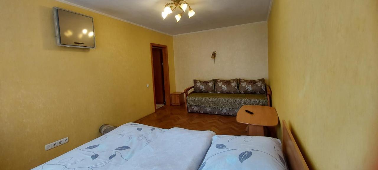 Apartment On Patriarkha Mstyslava Skrypnyka Street Kiev Eksteriør billede